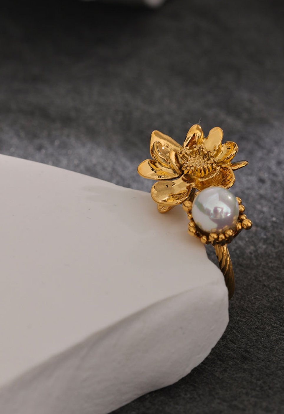 Anello Flower